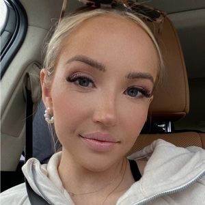 Meet your Posher, Aubrey